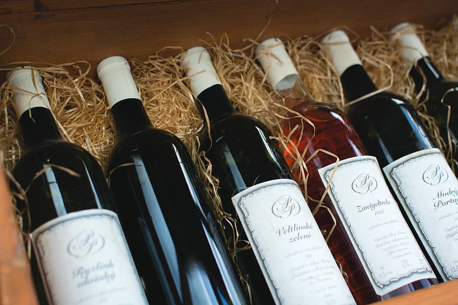 Selection of Czech wines, alcohol, close up, drink, wine Bottle HD wallpaper