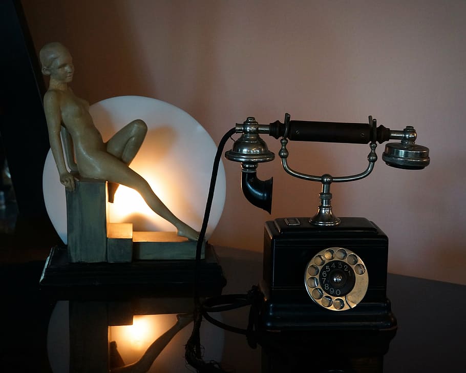 phone, office table, lamp, museum, technology, retro styled HD wallpaper