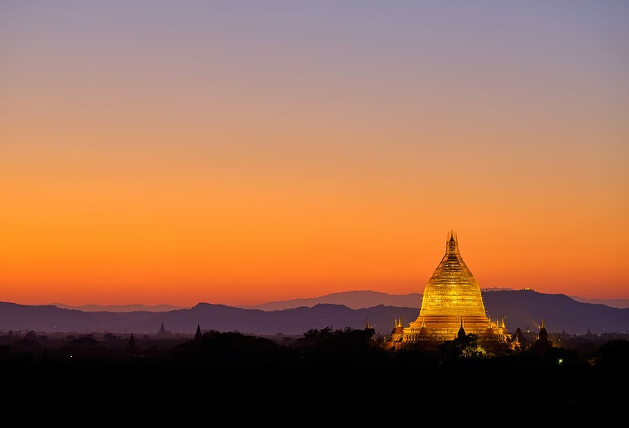Schwedagon Pagoda, Myanmar, golden tower under orange sky, sunset HD wallpaper