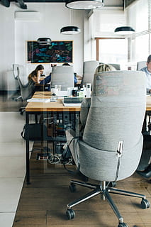 Group of people brainstorming and taking notes, work, business HD wallpaper