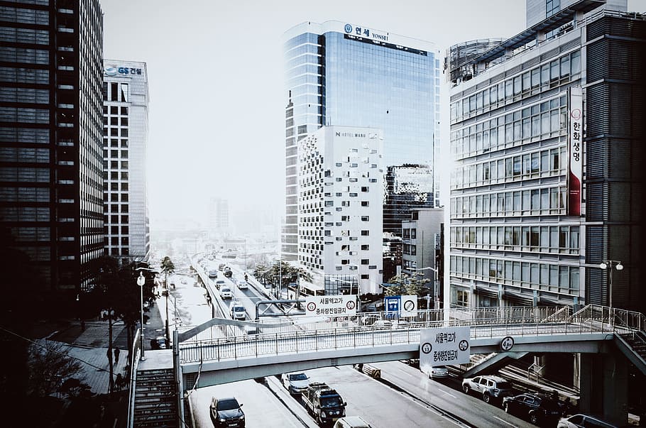 Traffic in the streets of Seoul, South Korea, bridge near buildings