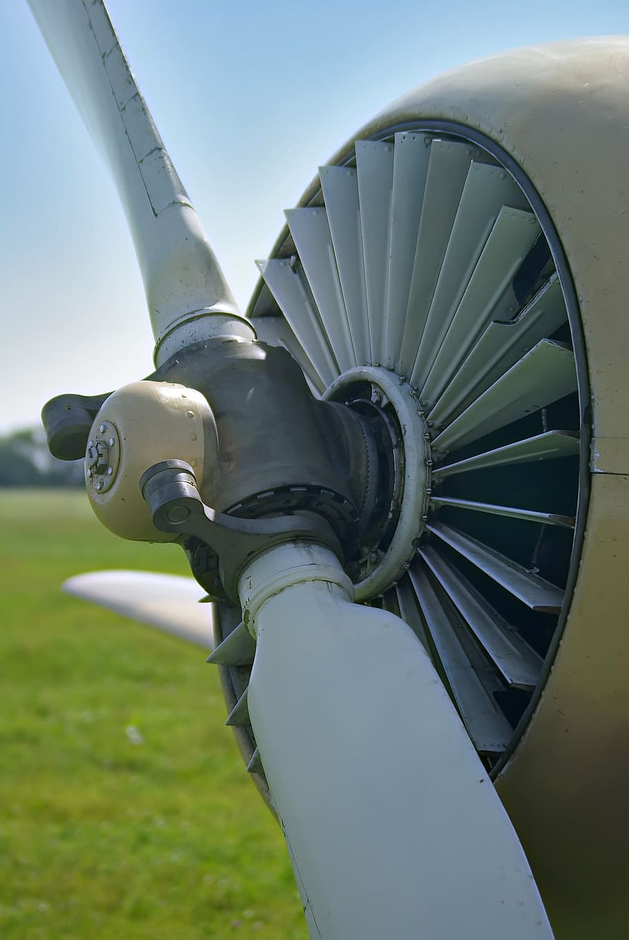 plane, summer, propeller, sky, metal, no people, air vehicle HD wallpaper