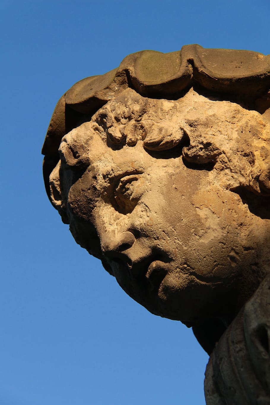 Monument, Statue, Face, Man, Macro, close-up, cemetery, sky HD wallpaper