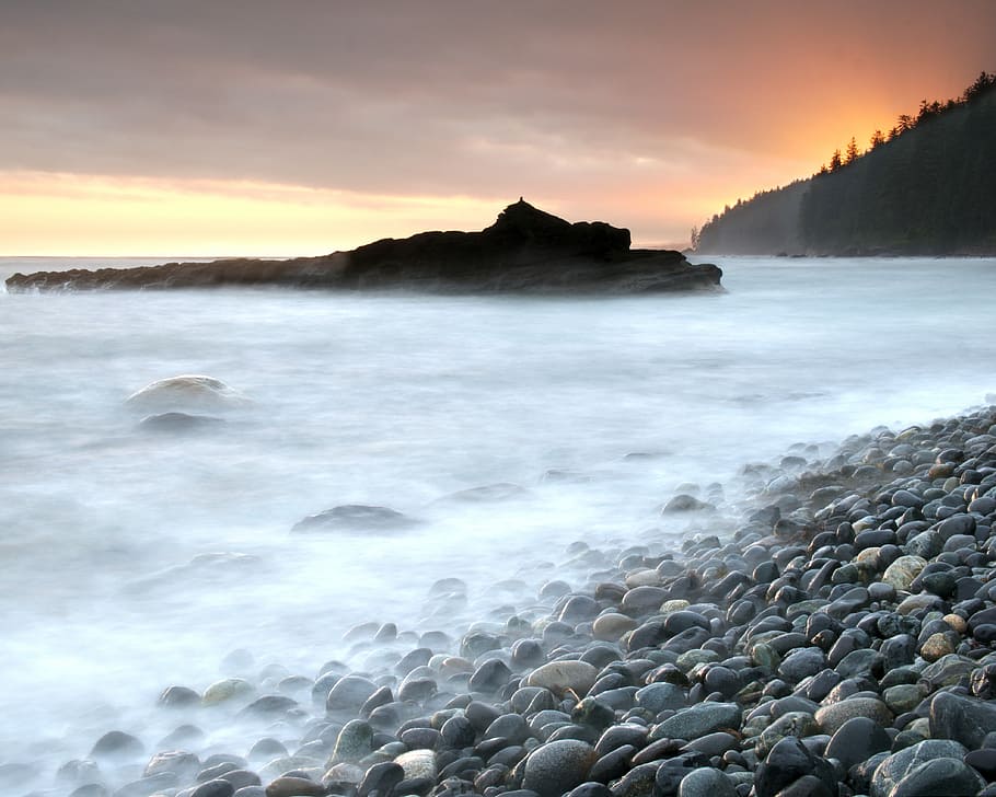 fog-covered body of water, body of water, longexposure, ocean HD wallpaper