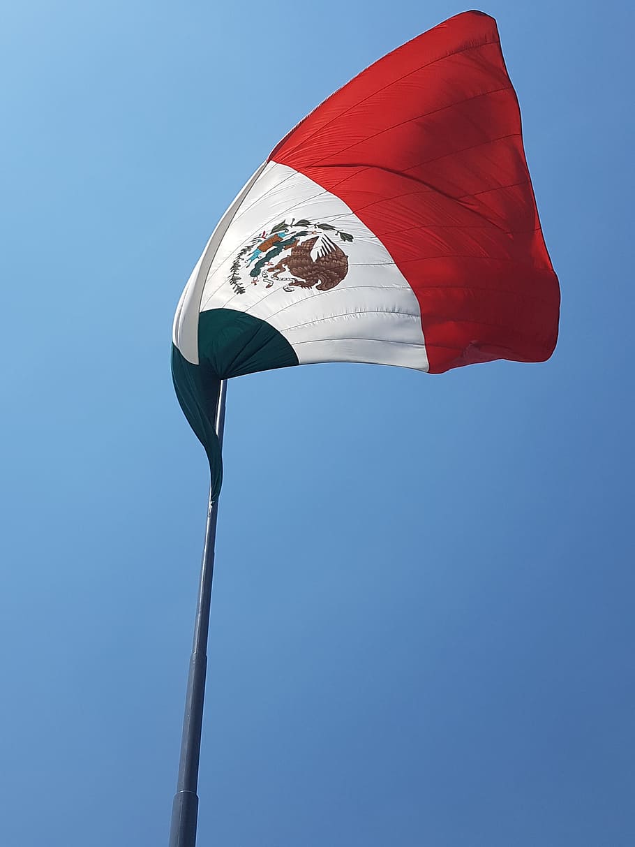 HD wallpaper: Mexico, Mexican Flag, wind, blue, sky, red, no people,  patriotism | Wallpaper Flare