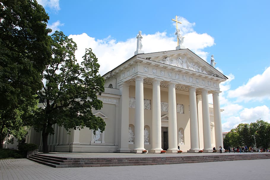 white concrete cathedral at daytime, vilnius, lithuania, eastern europe