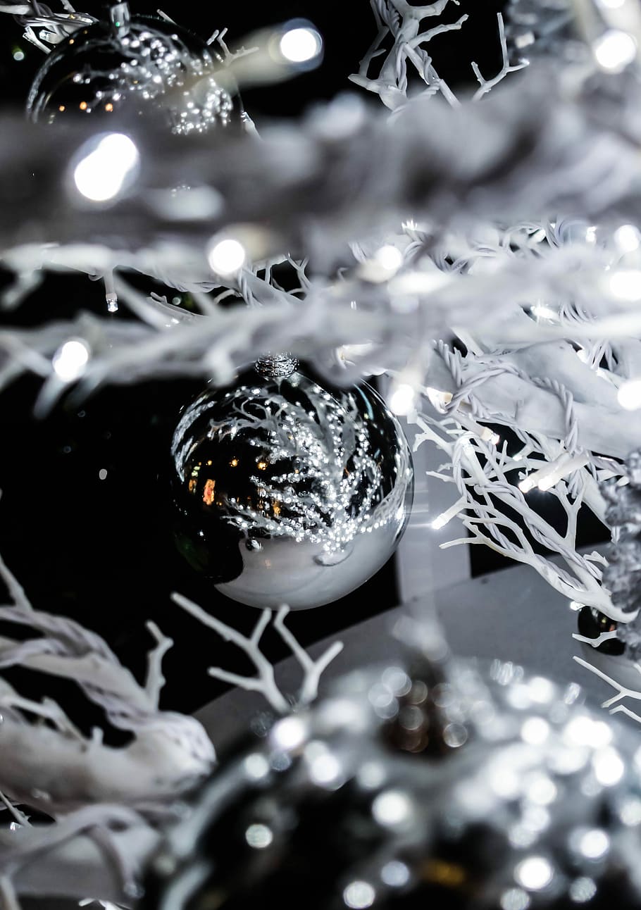selective focus photography of silver baubles, white string lights HD wallpaper