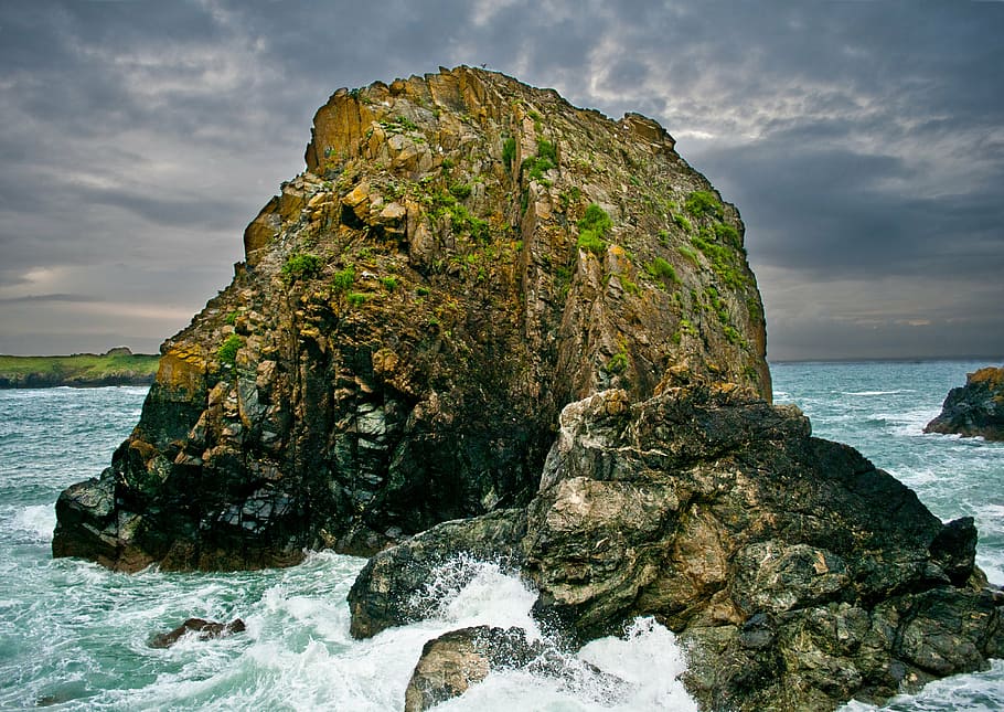 cornwall, sea, rock, england, coastline, water, beach, uk, cornish HD wallpaper