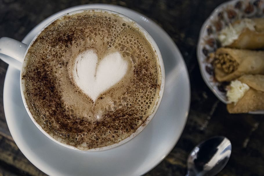 Coffee with heart, barista, caffe, caffe latte, caffelatte, cake, HD wallpaper