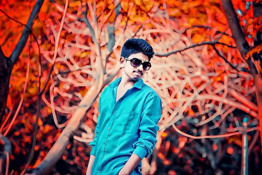 people, fall, outdoors, park, tree, looking at camera, one person HD wallpaper