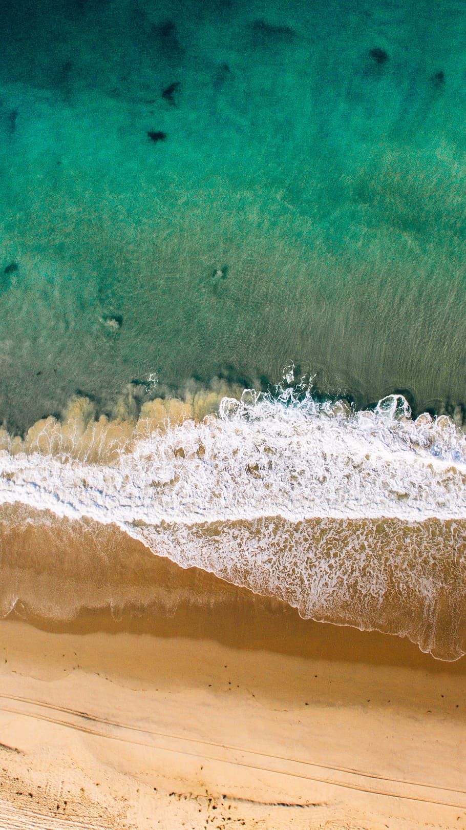 green sea wave, brown ocean sand with ocean wave during daytime HD wallpaper