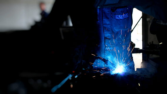 person doing welding, iron, worker, industry, steel, welder HD wallpaper