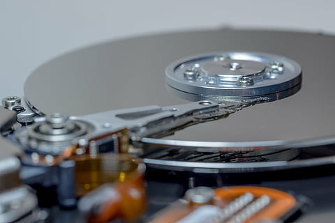 close up shot of turn table, hard drive, hdd, hardware, computer HD wallpaper