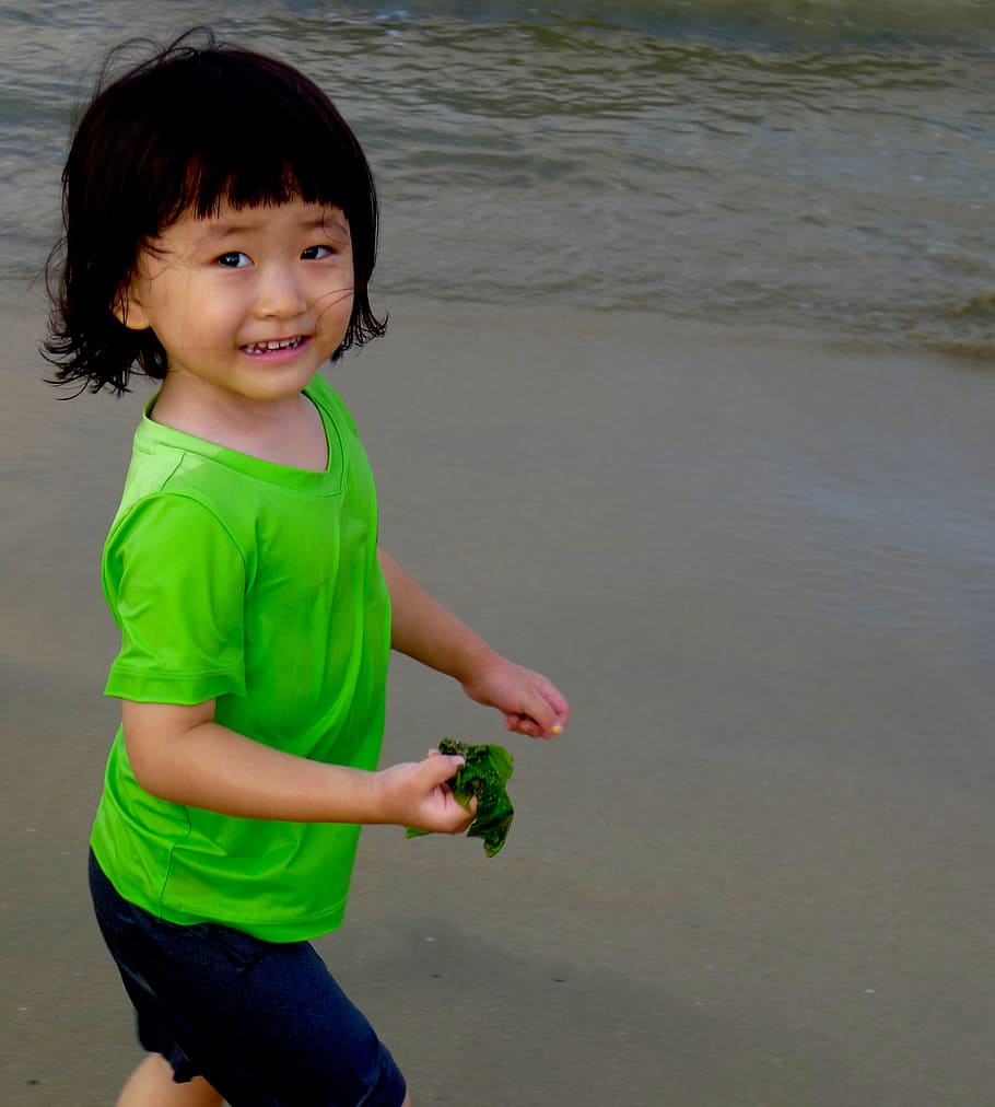 child, beach, play, summer, vacation, girl, water, sea, holiday HD wallpaper