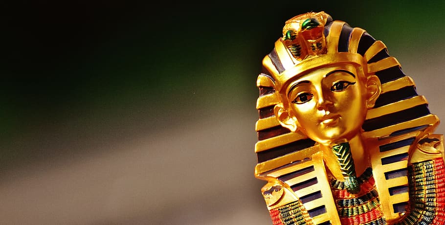 gold Tutankhamen ceramic bust figure, statue, egypt, egyptian