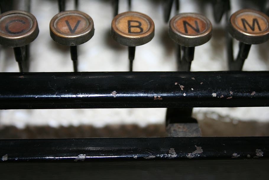 close up photo of typewriters key, old, retro, buttons, no people HD wallpaper