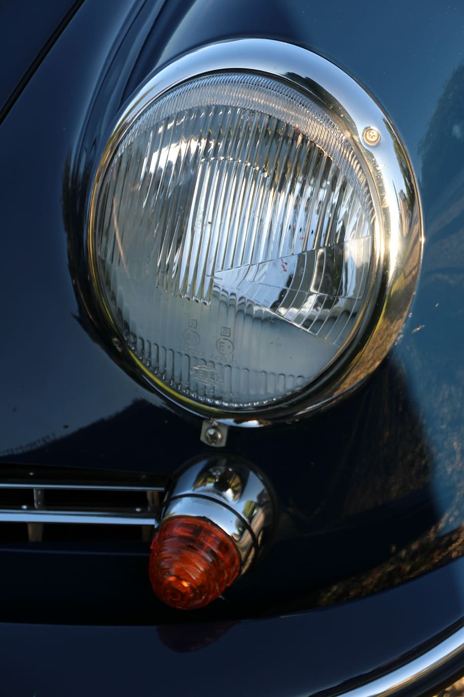 Porsche, Spotlight, porsche c, black, headlight, reflection HD wallpaper