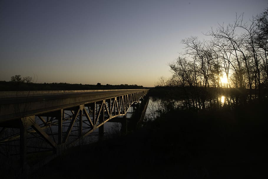 Sunset over the bridge landscape over the Wisconsin River, architecture HD wallpaper