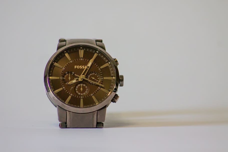 Fossil watch pointing at 8:05, hipster, ecommerce, purchase HD wallpaper