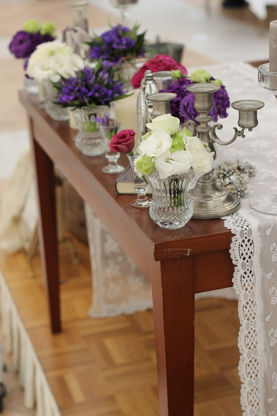 Flowers, Main, Table, Purple, the main table, bouquet, vase HD wallpaper