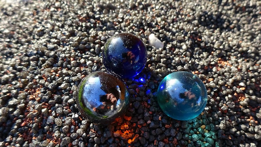 marble, bee, summer, no people, sphere, pebble, rock, high angle view HD wallpaper