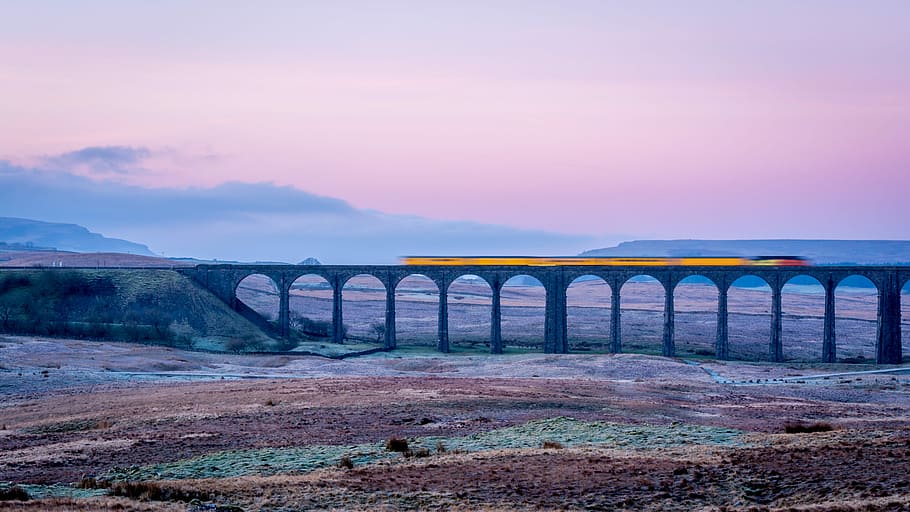 Yorkshire Dales, Yorkshire, ribblehead viaduct, train, sunrise, HD wallpaper