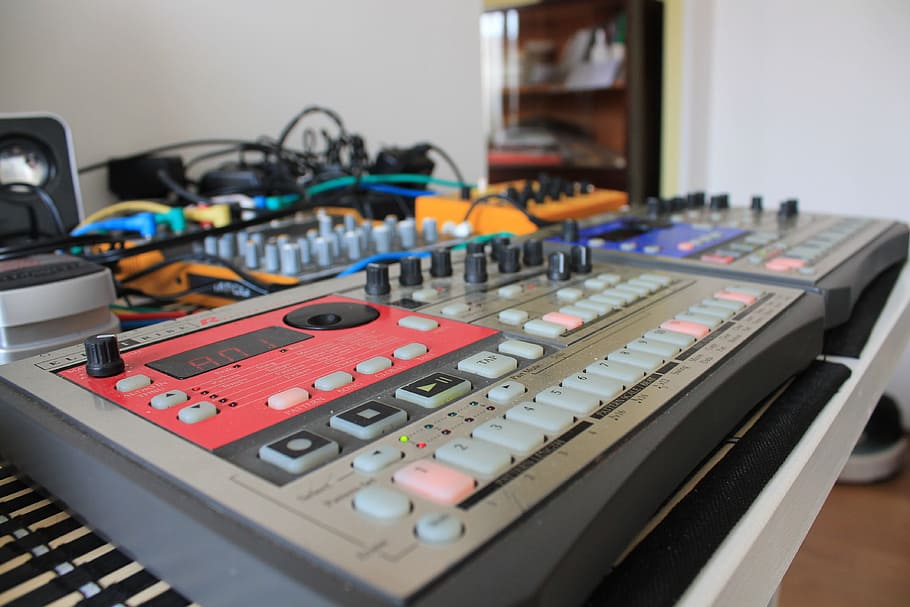 Music, Sequencer, Synthesizer, indoors, technology, focus on foreground HD wallpaper