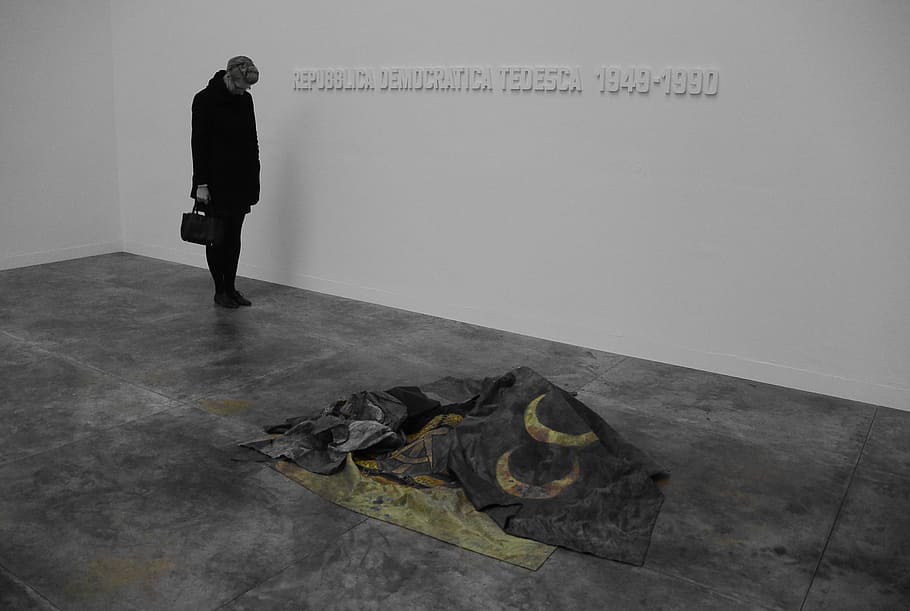 ddr, art, installation, mourning, biennale, flags, full length HD wallpaper