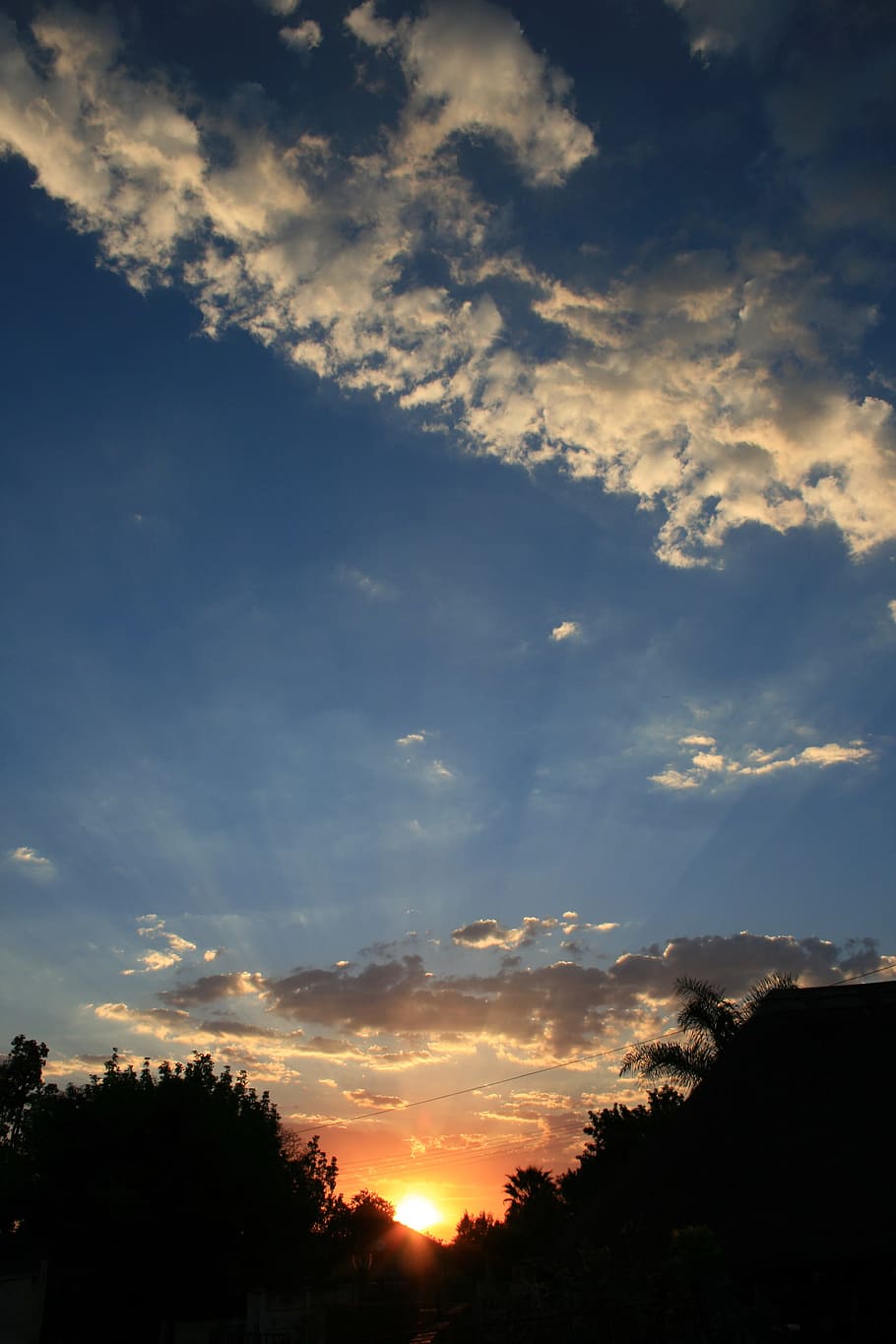 Sunset, Glowing, Orange, Yellow, Clouds, loose, flocky, white HD wallpaper