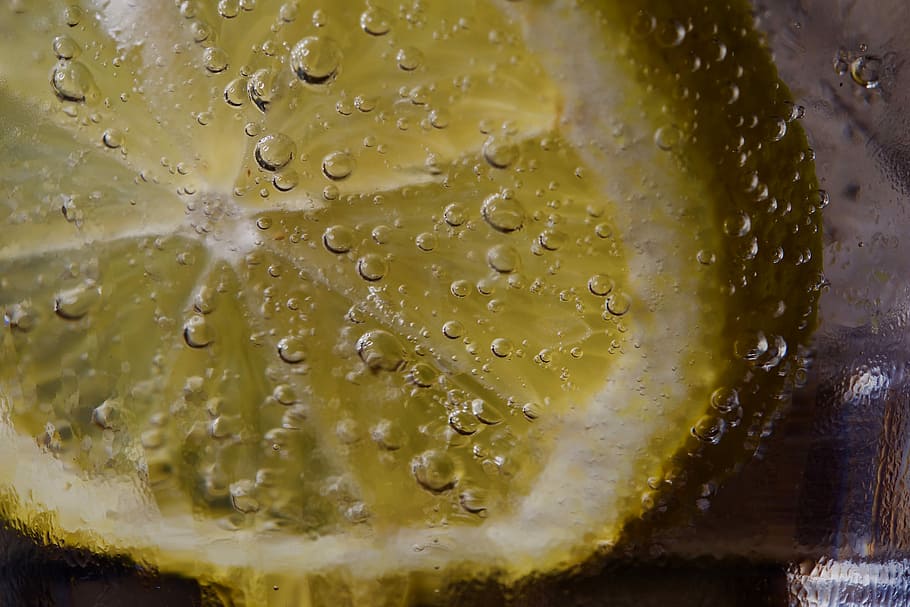 Lemon, Gin, Macro, brubujas, food and drink, close-up, no people HD wallpaper