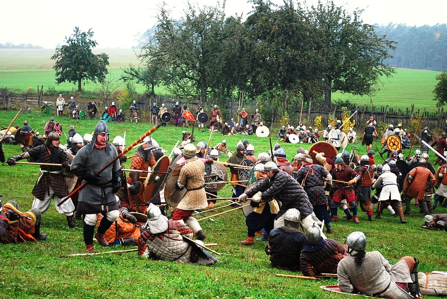 people fighting each other, knight, battle, medieval, weapon HD wallpaper