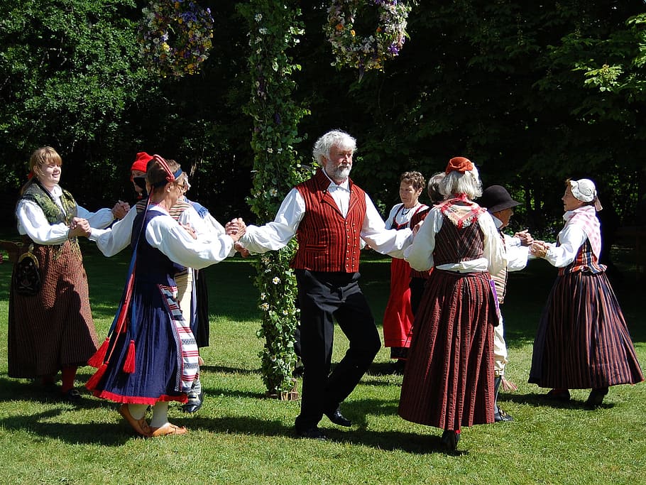 man and woman dancing, Folk-Dance, Folk Dance, Square Dance HD wallpaper