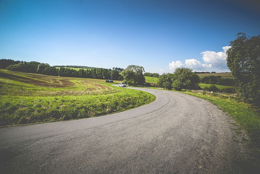 Road & Van, cars, field, rural Scene, nature, landscape, green Color, HD wallpaper