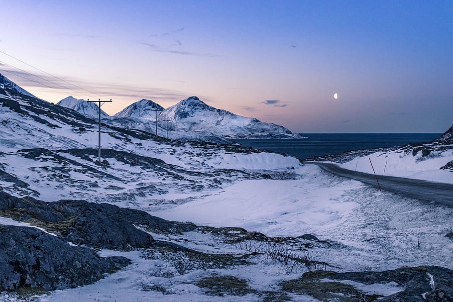 mountain cover with snow photography, landscape photo of mountains covered with snow HD wallpaper