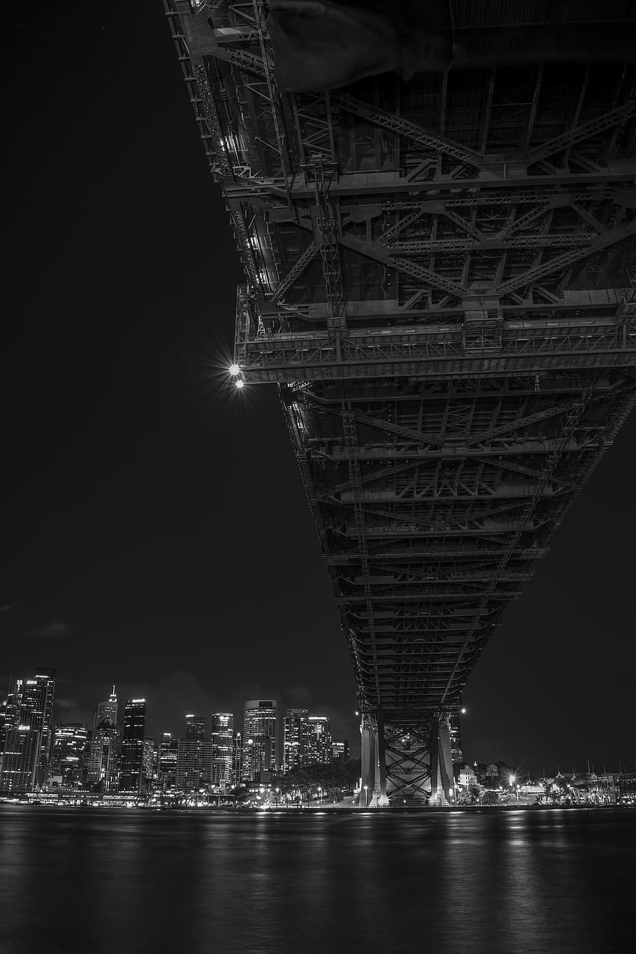 worm's eye view of full-suspension bridge, Brooklyn Bridge, New York HD wallpaper