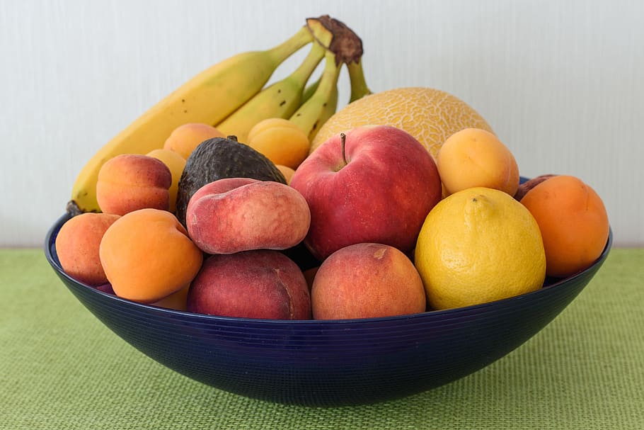 variety of fruits on ceramic bowl, fruit bowl, fruit basket HD wallpaper