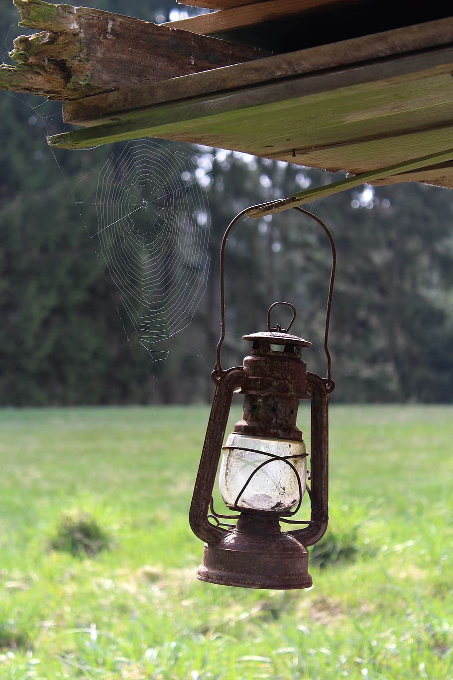 lantern, vintage lantern, lamp, focus on foreground, metal HD wallpaper