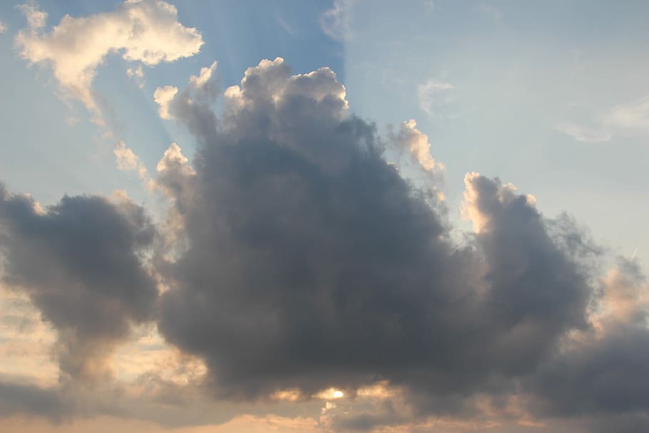 Clouds, Sun, Sunbeam, Thunderstorm, Sky, atmosphere, clouds form HD wallpaper