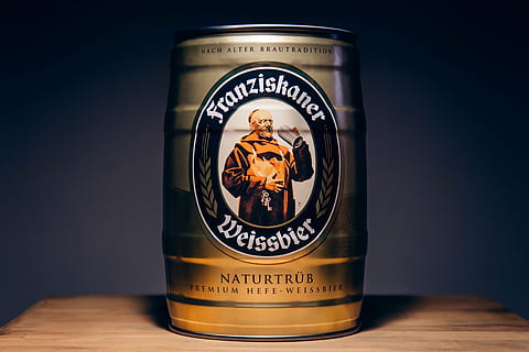 unopened gray Franziskaner Weissbier Naturtrub can, franzishaner HD wallpaper