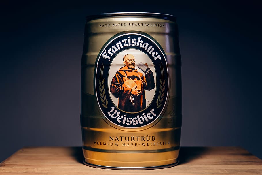 unopened gray Franziskaner Weissbier Naturtrub can, franzishaner HD wallpaper