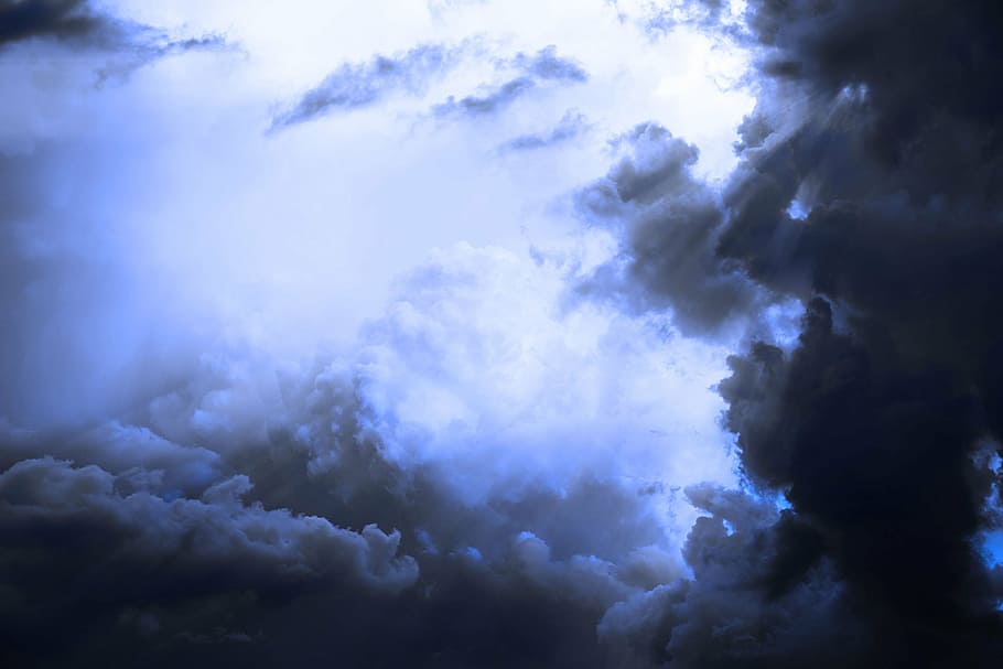 gray clouds photo, sky, rays, spectacle, blue, dark clouds HD wallpaper