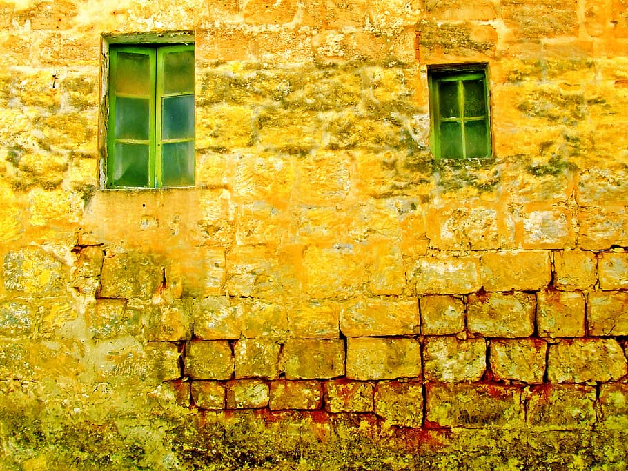 yellow brick house, old wall, old windows, background, warm color