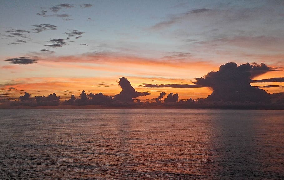 sunrise, thunderhead, ocean, sky, water, sunset, beauty in nature HD wallpaper