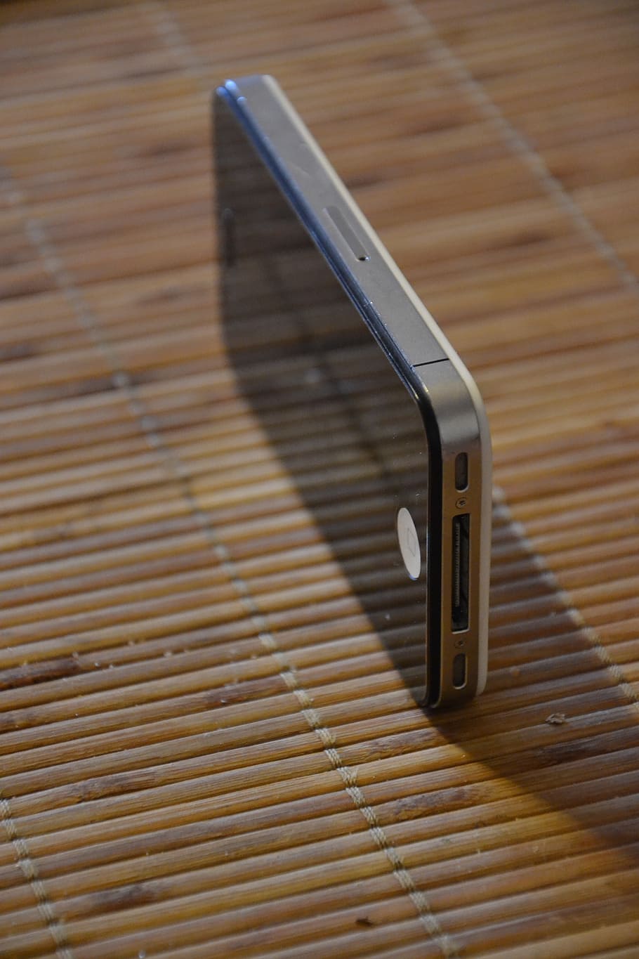 iphone, iphone 4, black, cell, cellular phone, smartphone, electronics HD wallpaper