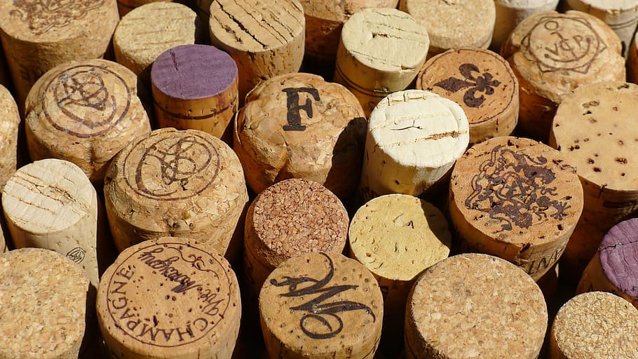 brown wood decor lot, cork, wine, winery, red, macro, pattern HD wallpaper