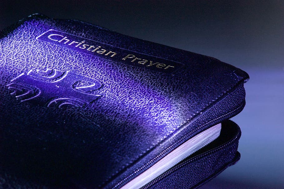 prayer, scripture, bible, breviary, verse, text, close-up, western script HD wallpaper
