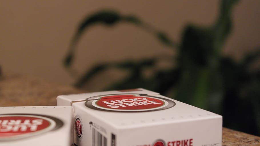 Cigarettes, Package, Tobacco, red, editorial, no People, focus on foreground HD wallpaper