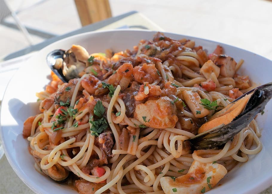 Spaghetti, Eat, Noodles, Shell, Seafood, cook, nutrition, italy HD wallpaper