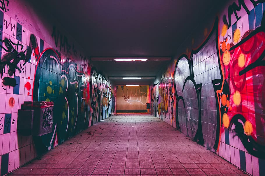 hallway with graffiti, tunnel, dark, night, road, light, modern, HD wallpaper