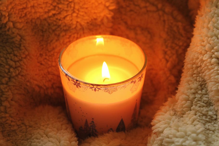 candle, the flame, heat, light, fire, burn, evening, to clear HD wallpaper